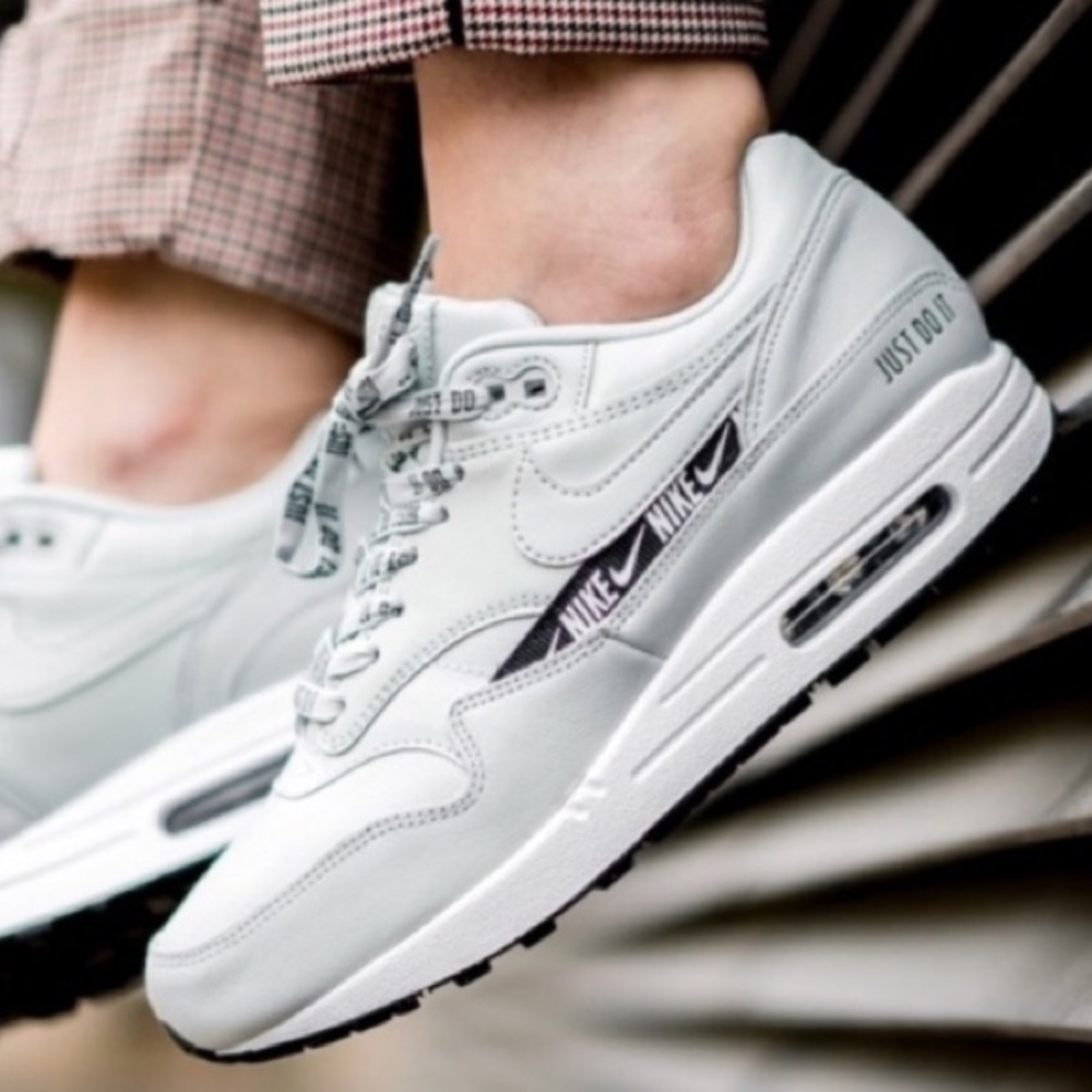 Nike air 1 se sneakers